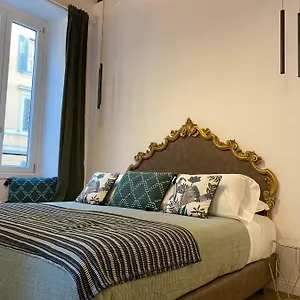 Casa Leoncino Bed & Breakfast